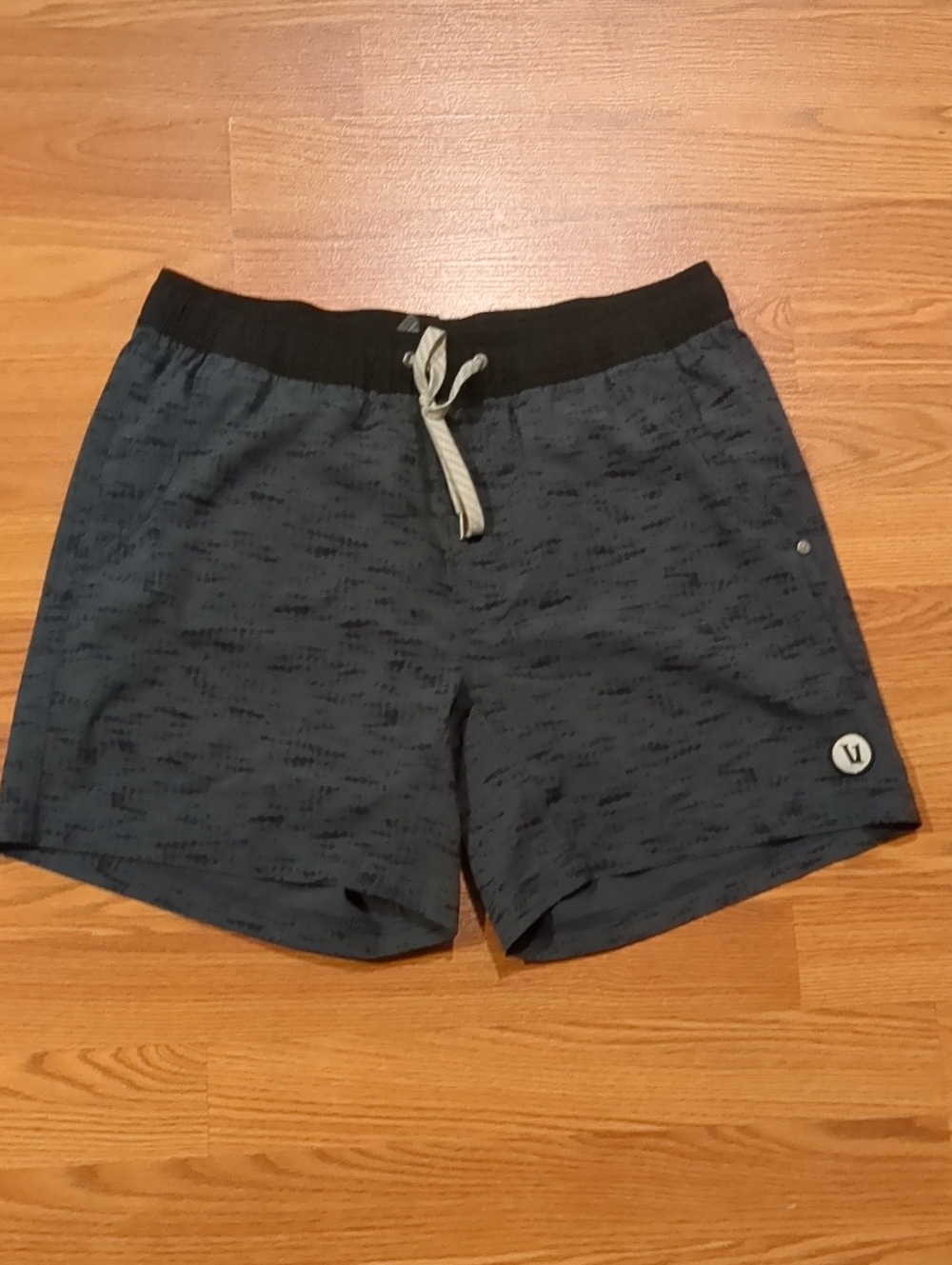 Vuori Kore Short Charcoal Texture Boxer Lined Athletic Gym Mens M